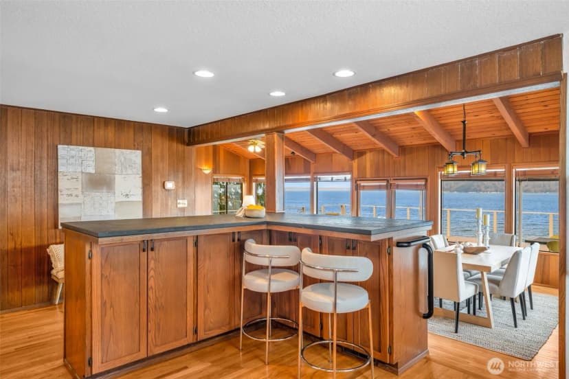 Property photo for 10200 Marine View Drive, Mukilteo photo 14