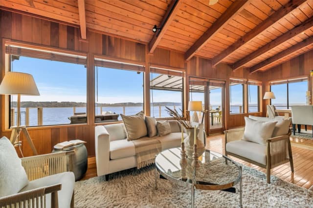 Property photo for 10200 Marine View Drive, Mukilteo