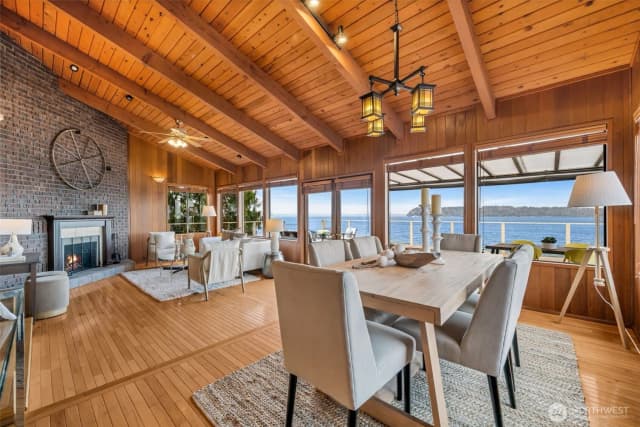 Property photo for 10200 Marine View Drive, Mukilteo photo 3