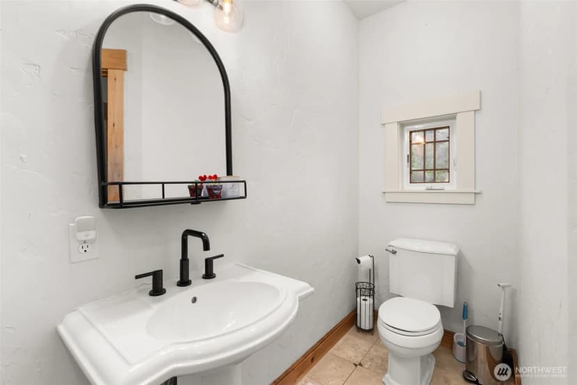 Property photo for 4719 Sunset Point Lane Nw, Olympia photo 29
