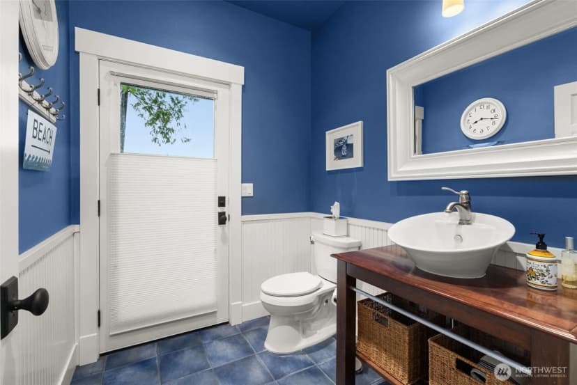 Property photo for 4827 Bayshore Lane Nw, Olympia photo 17