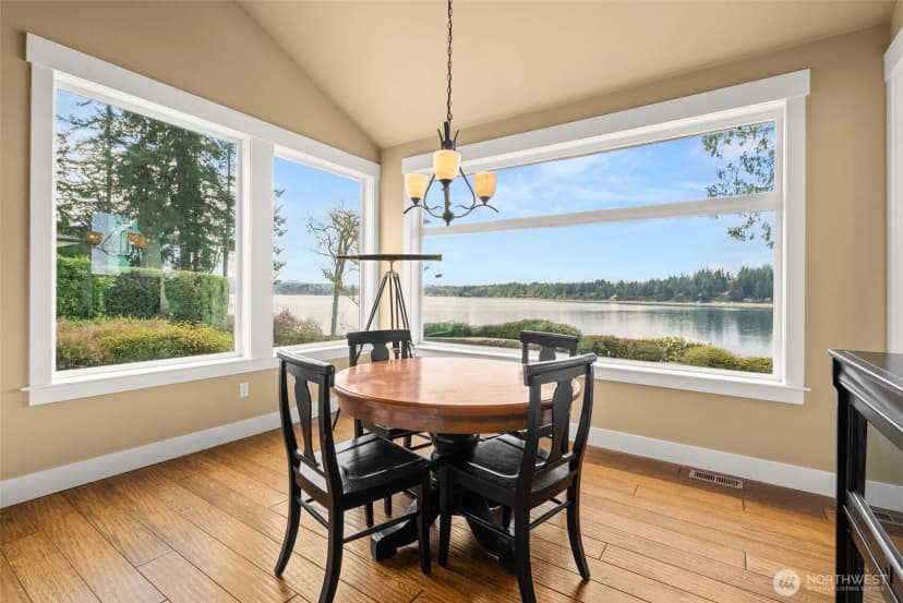 Property photo for 4827 Bayshore Lane Nw, Olympia photo 11