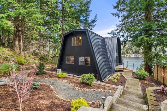 Property photo for 1721 Summit Lake Shore Road Nw, Olympia photo 2