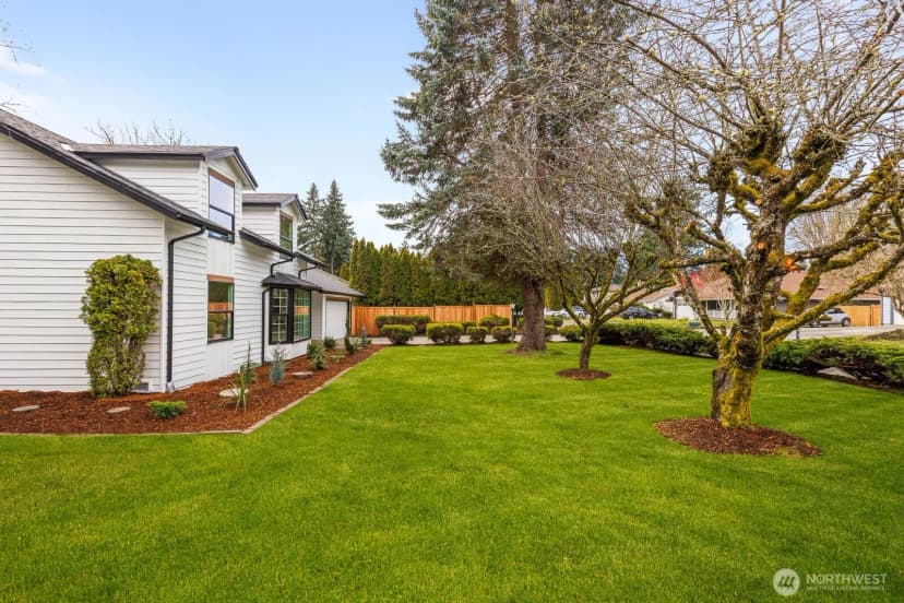 Property photo for 9802 Onyx Drive Sw, Lakewood photo 36