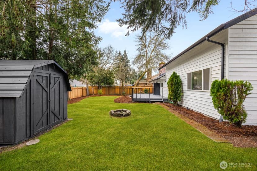 Property photo for 9802 Onyx Drive Sw, Lakewood photo 34