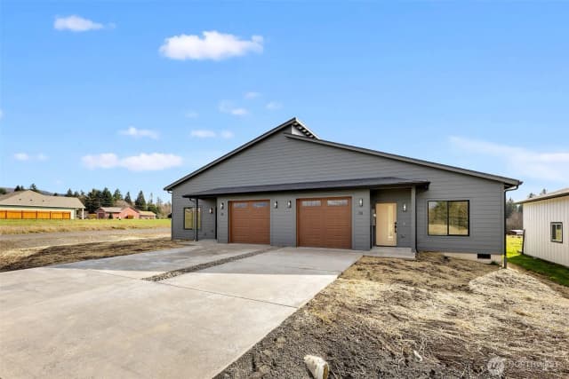 Property photo for 3 Anchor Way Loop #b, Cathlamet photo 3