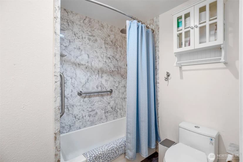 Property photo for 12802 Se 202 Place, Kent photo 9