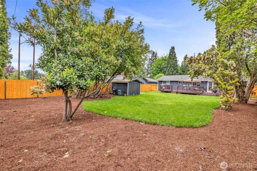 Property photo for 616 212th Street Sw, Bothell photo 9