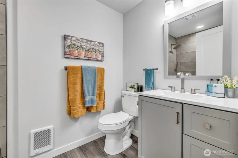 Property photo for 616 212th Street Sw, Bothell photo 22