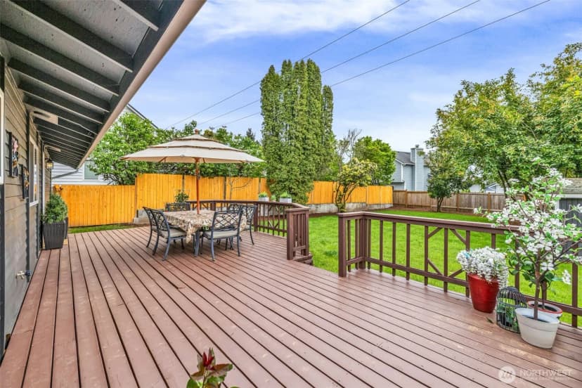 Property photo for 616 212th Street Sw, Bothell photo 6