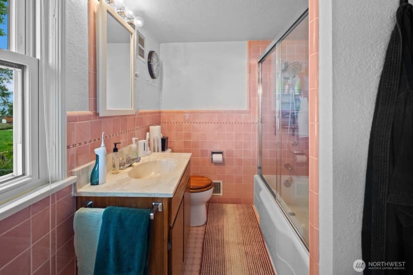 Property photo for 10445 Marine View Drive Sw, Seattle photo 22