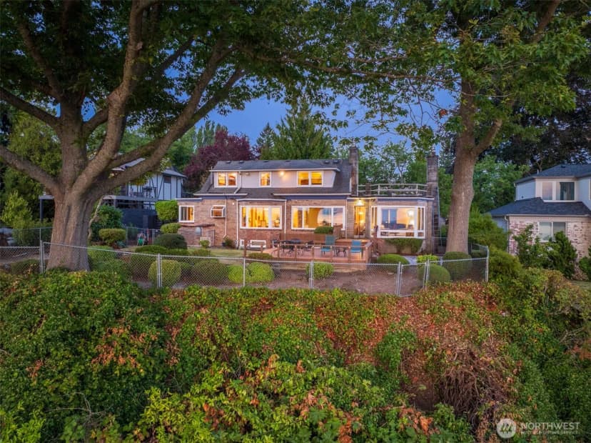 Property photo for 10445 Marine View Drive Sw, Seattle photo 34