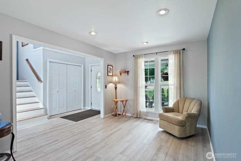 Property photo for 2412 16th Street, Anacortes photo 5