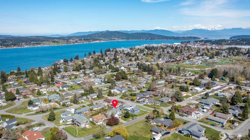 Property photo for 2412 16th Street, Anacortes photo 35