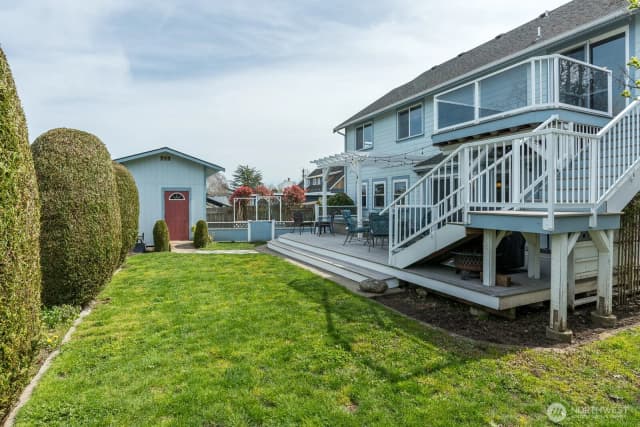 Property photo for 2412 16th Street, Anacortes photo 2