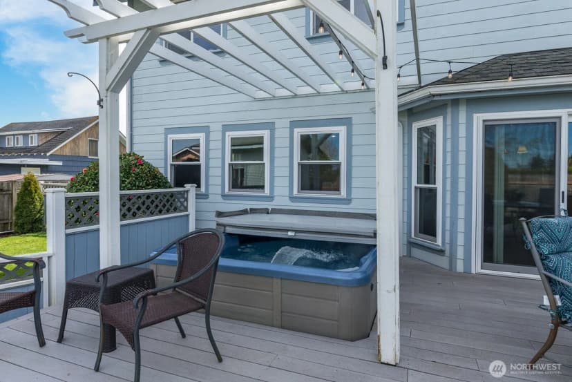 Property photo for 2412 16th Street, Anacortes photo 28