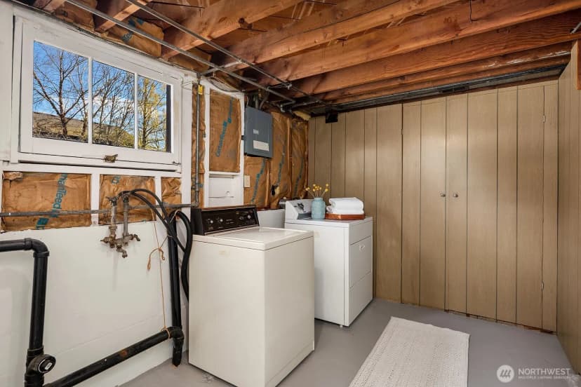 Property photo for 7924 13th Avenue Sw, Seattle photo 16