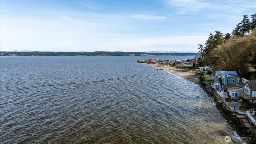 Property photo for 2185 Eastpoint Drive, Langley photo 19