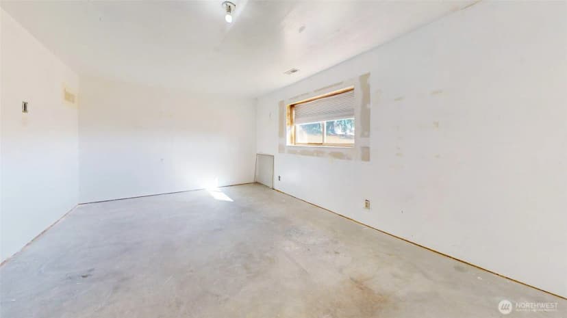 Property photo for 644 Dewberry Avenue E, Omak photo 27