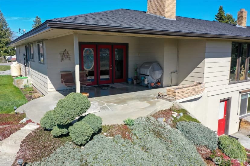 Property photo for 644 Dewberry Avenue E, Omak photo 35