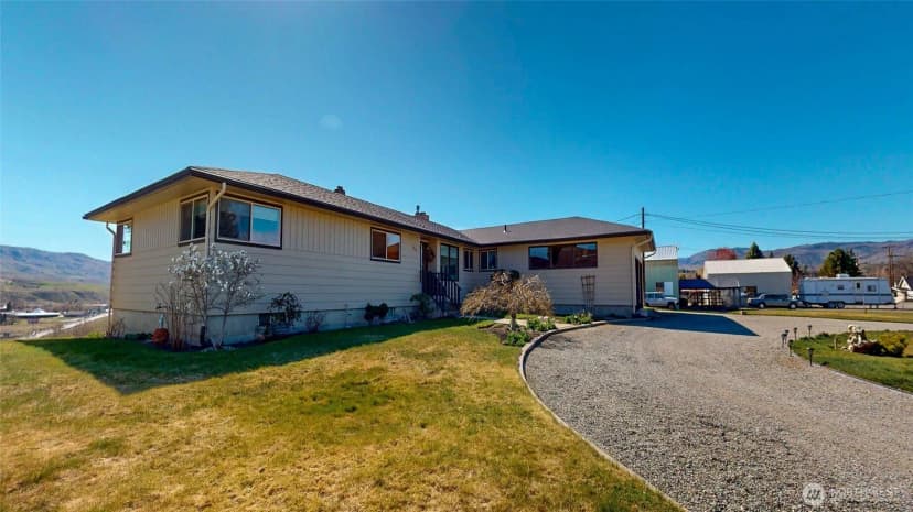 Property photo for 644 Dewberry Avenue E, Omak photo 3
