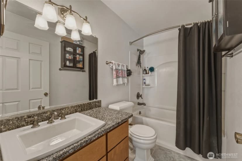 Property photo for 1140 Se Colonial Drive, College Place photo 13