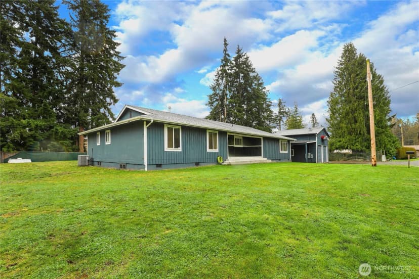 Property photo for 17415 79th Avenue E, Puyallup photo 2