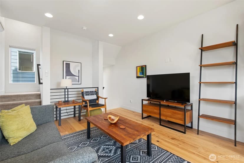 Property photo for 2441 Nw 61st Street #c, Seattle photo 6