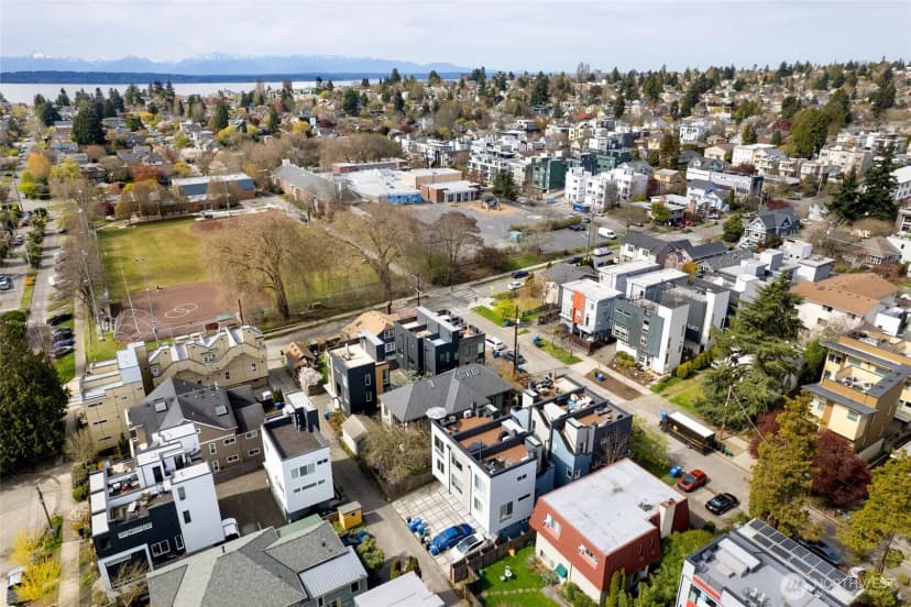 Property photo for 2441 Nw 61st Street #c, Seattle photo 29
