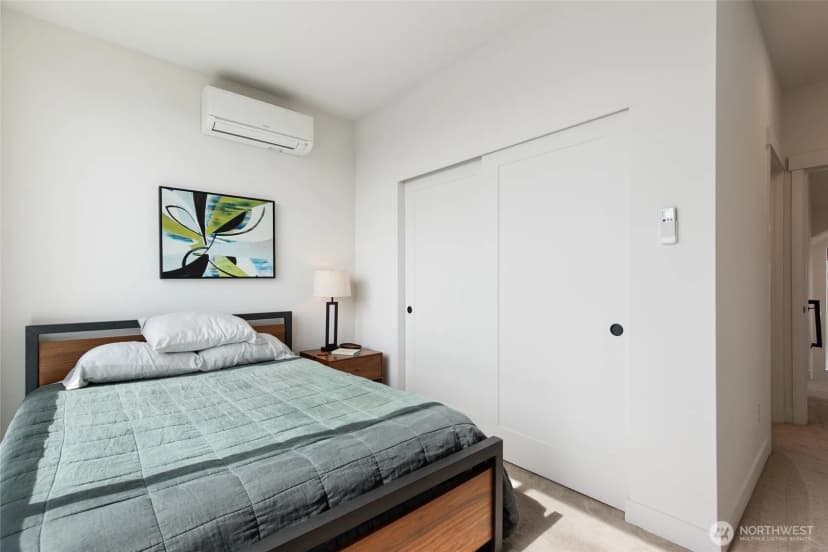 Property photo for 2441 Nw 61st Street #c, Seattle photo 12