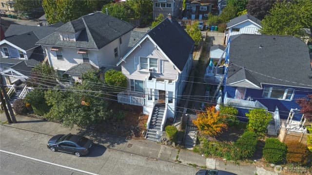 Property photo for 911 Martin Luther King Jr Way, Seattle
