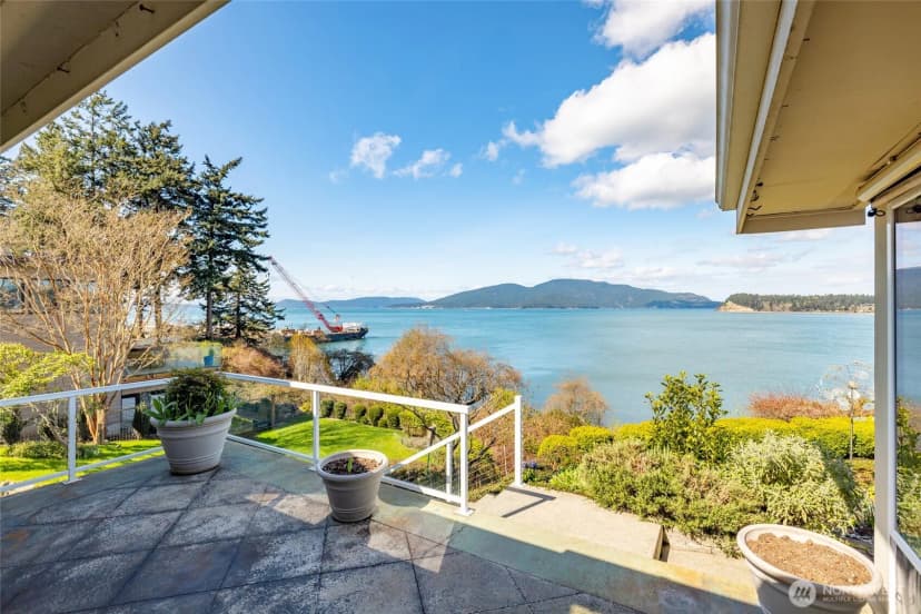 Property photo for 2720 Oakes Avenue, Anacortes photo 14
