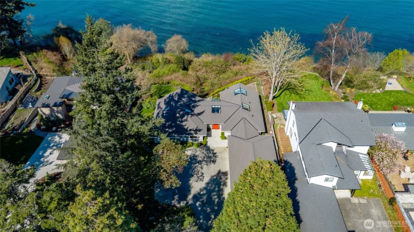 Property photo for 2720 Oakes Avenue, Anacortes photo 17