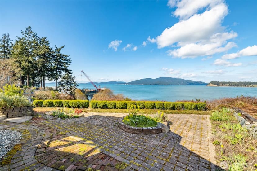 Property photo for 2720 Oakes Avenue, Anacortes photo 5