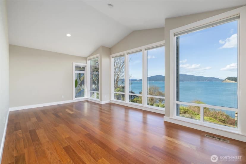 Property photo for 2720 Oakes Avenue, Anacortes photo 12