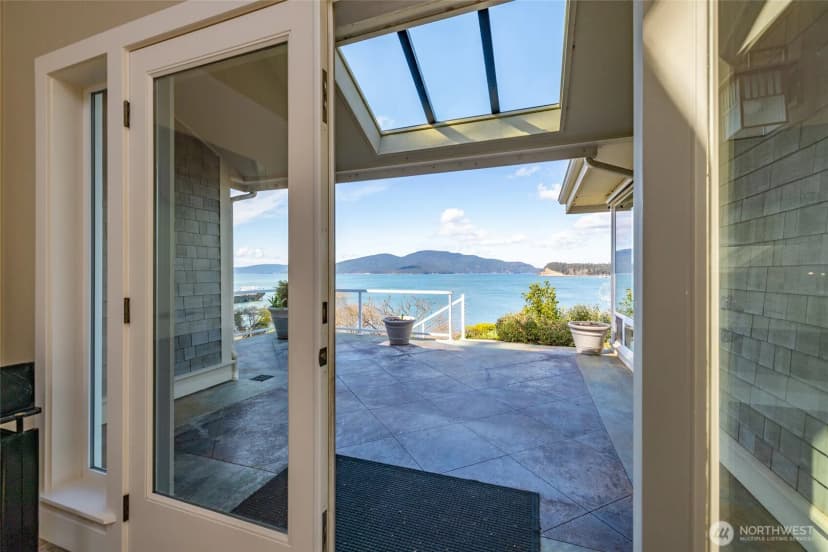 Property photo for 2720 Oakes Avenue, Anacortes photo 15