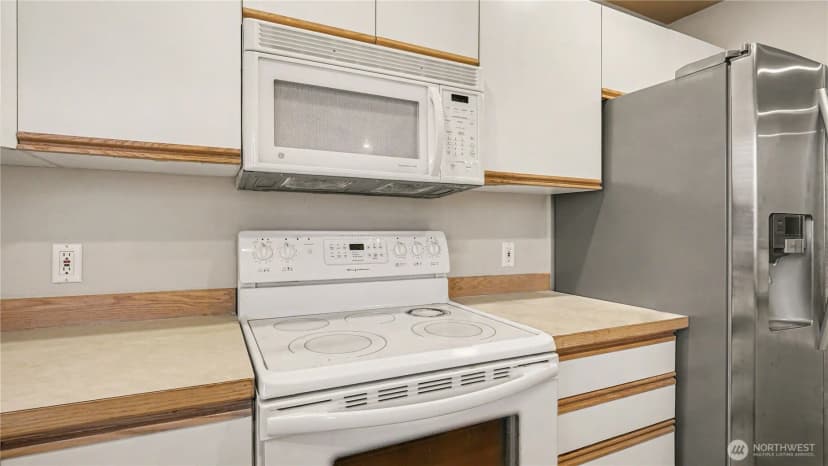 Property photo for 5819 S 232nd Place #8-3, Kent photo 9