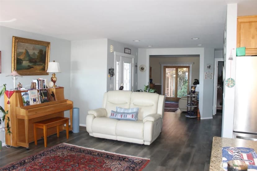 Property photo for 7606 19th Street W, Tacoma photo 8