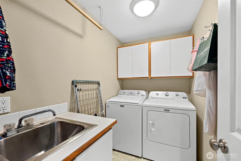 Property photo for 7606 19th Street W, Tacoma photo 30