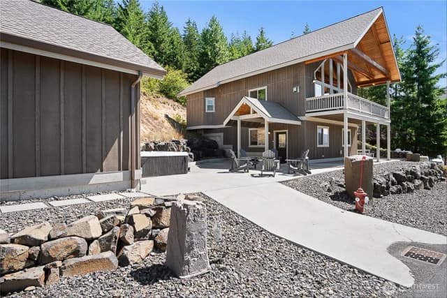 Property photo for 600 Paintbrush Lane, Ronald photo 5