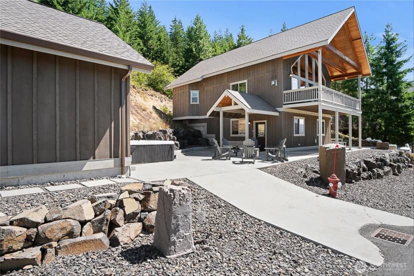 Property photo for 600 Paintbrush Lane, Ronald photo 5