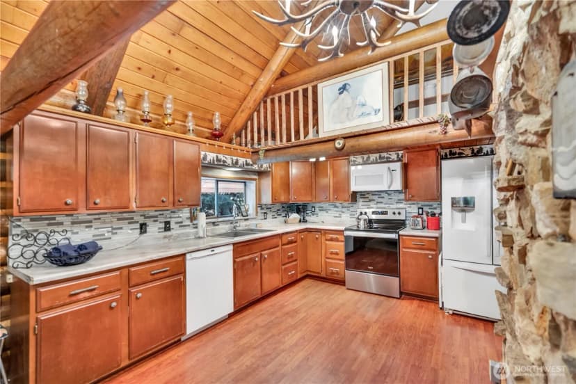 Property photo for 2263 Pine Tree Road, Leavenworth photo 7