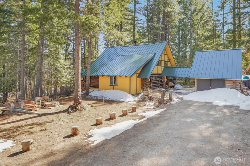 Property photo for 2263 Pine Tree Road, Leavenworth photo 2