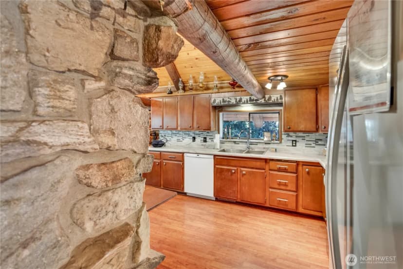 Property photo for 2263 Pine Tree Road, Leavenworth photo 6
