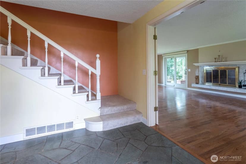 Property photo for 17711 Mclean Road, Mount Vernon photo 6