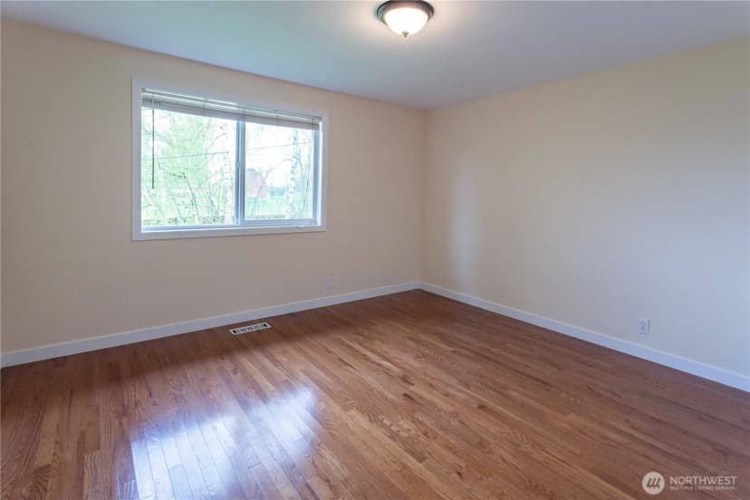 Property photo for 17711 Mclean Road, Mount Vernon photo 16