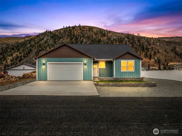 Property photo for 3878 Stayman Flats Road, Chelan