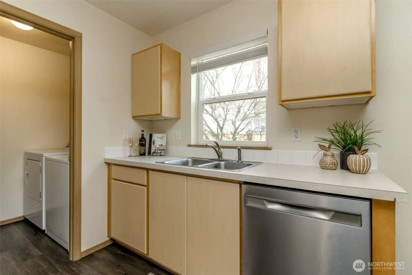 Property photo for 8521 175th Street Ct E, Puyallup photo 9