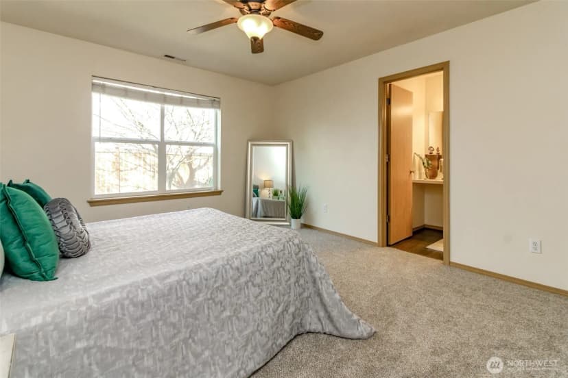 Property photo for 8521 175th Street Ct E, Puyallup photo 13