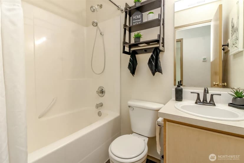 Property photo for 8521 175th Street Ct E, Puyallup photo 16